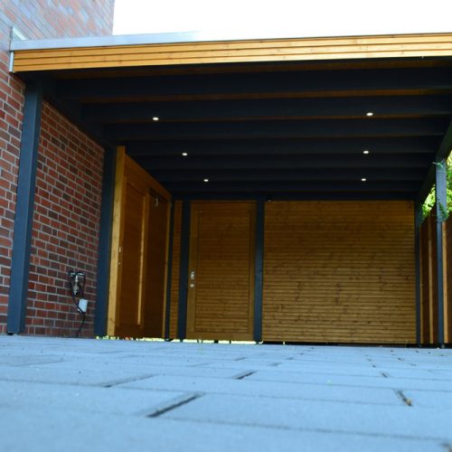 Carport-mit-Abstellraum-und-LED-Beleuchtung-in-Oelde