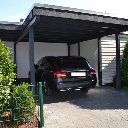 Flachdachcarport mit Abstellraum in Halle