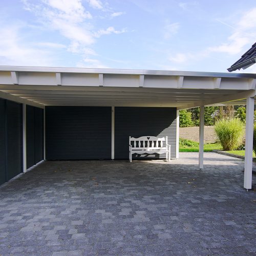 Doppelcarport mit Abstellraum und Rhombusprofil in Delbrück